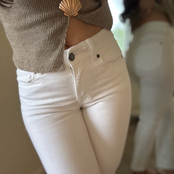 Pants - Picture 4 of 4